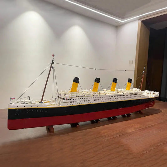Building Block MOC RMS The Titanic Steam Ship Boat Bricks Toys